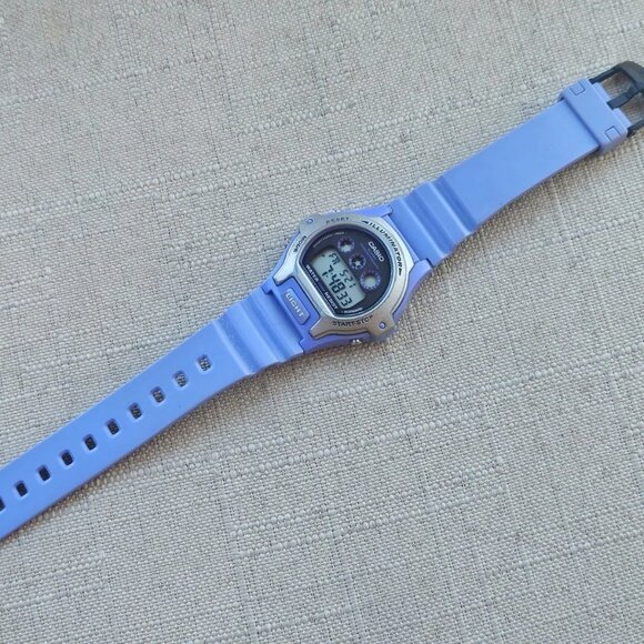 Casio Digital Wristwatch Blue Rubber Strap Multi Functional Illuminator Watch - Picture 8 of 11